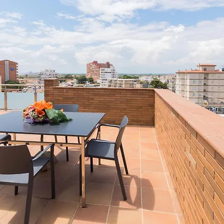 Inmosantos Daniel Apartment *